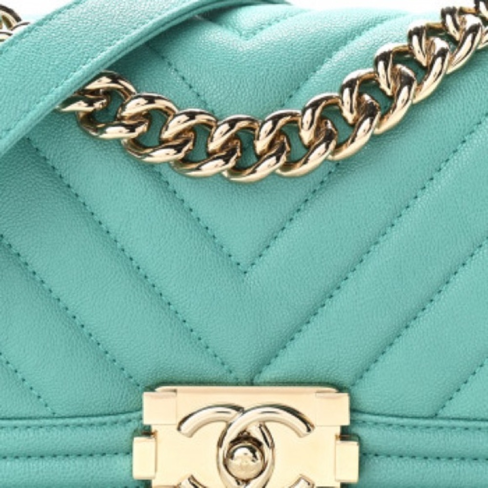 Chanel 19S Turquoise Iridescent Caviar Chevron Quillted Small Boy Gold Hardware - Picture 11 of 15